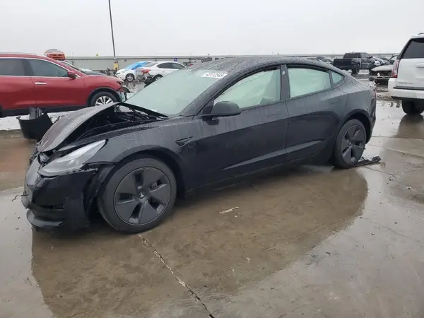 5YJ3E1EA2PF575945 2023 TESLA MODEL 3 - Image 1