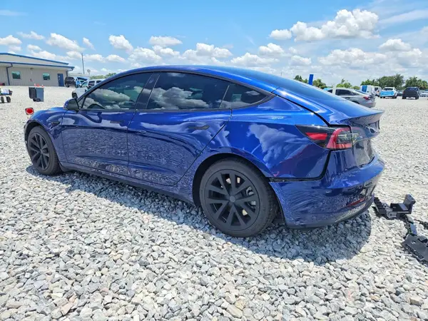 5YJ3E1EA2PF581664 2023 TESLA MODEL 3 - Image 2