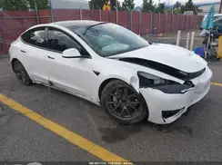5YJ3E1EA2PF582748 2023 TESLA MODEL 3