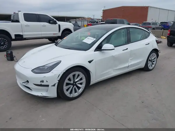 5YJ3E1EA2PF582829 2023 TESLA MODEL 3 - Image 2