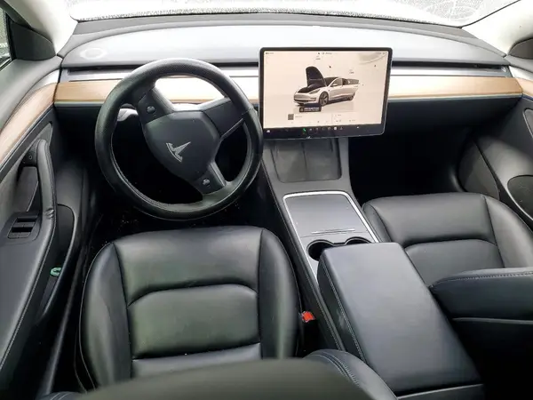 5YJ3E1EA2PF584547 2023 TESLA MODEL 3 - Image 8