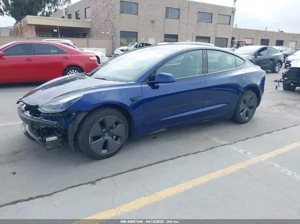 5YJ3E1EA2PF585066 2023 TESLA MODEL 3 - Image 2