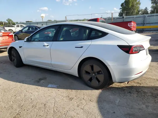 5YJ3E1EA2PF587903 2023 TESLA MODEL 3 - Image 2
