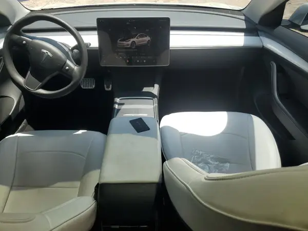 5YJ3E1EA2PF589232 2023 TESLA MODEL 3 - Image 8