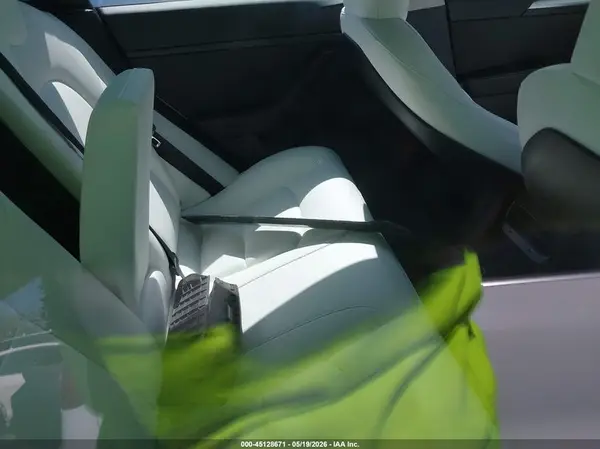 5YJ3E1EA2PF590381 2023 TESLA MODEL 3 - Image 8