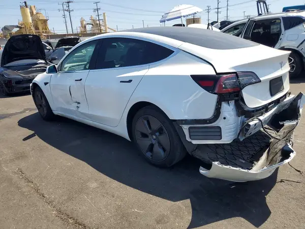 5YJ3E1EA2PF590879 2023 TESLA MODEL 3 - Image 2