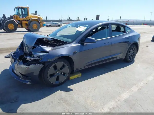 5YJ3E1EA2PF591868 2023 TESLA MODEL 3 - Image 2