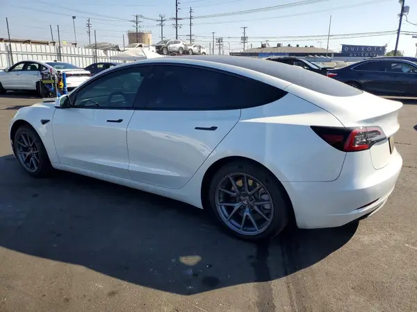 5YJ3E1EA2PF598366 2023 TESLA MODEL 3 - Image 2