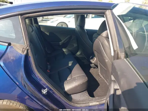 5YJ3E1EA2PF603629 2023 TESLA MODEL 3 - Image 8