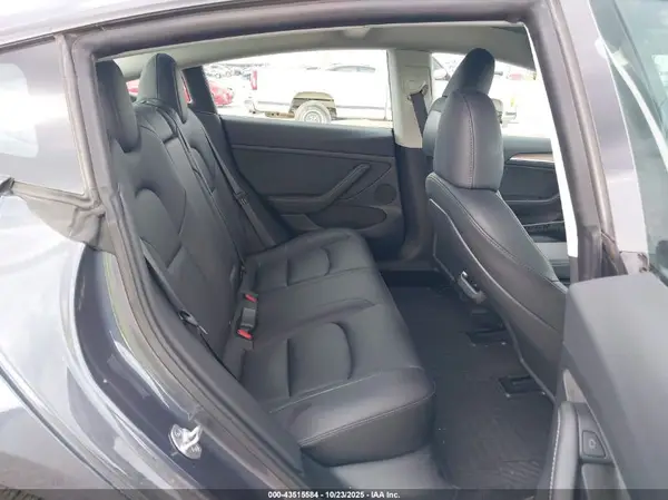 5YJ3E1EA2PF610256 2023 TESLA MODEL 3 - Image 8