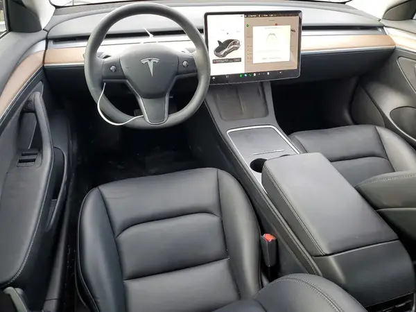 5YJ3E1EA2PF613240 2023 TESLA MODEL 3 - Image 8