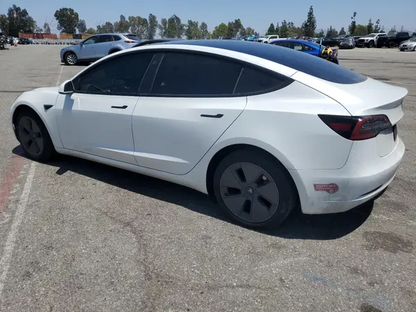 5YJ3E1EA2PF614274 2023 TESLA MODEL 3 - Image 2