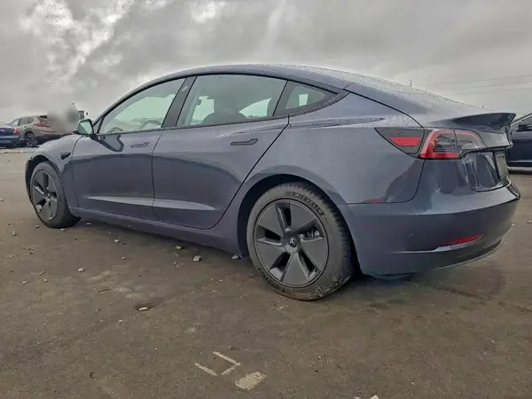 5YJ3E1EA2PF616378 2023 TESLA MODEL 3 - Image 2
