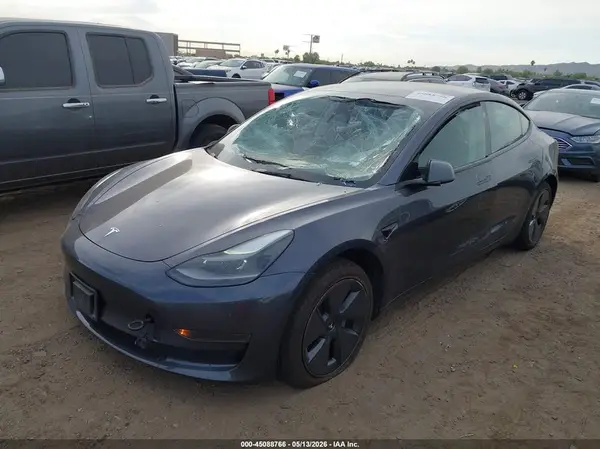 5YJ3E1EA2PF616994 2023 TESLA MODEL 3 - Image 2