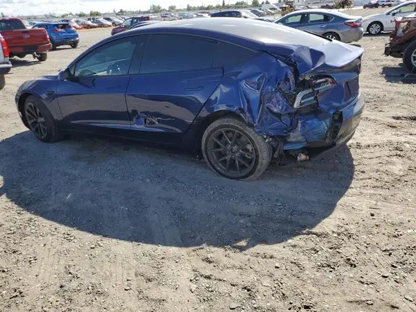 5YJ3E1EA2PF627302 2023 TESLA MODEL 3 - Image 2
