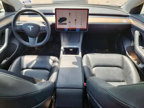 5YJ3E1EA2PF637845 2023 TESLA MODEL 3 - Image 8