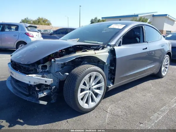 5YJ3E1EA2PF640289 2023 TESLA MODEL 3 - Image 2
