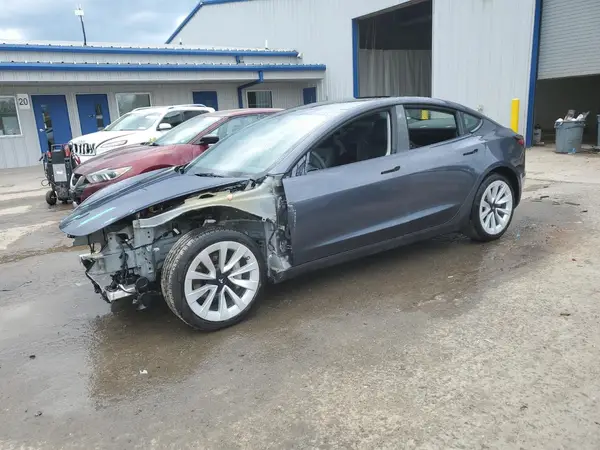 5YJ3E1EA2PF640826 2023 TESLA MODEL 3 - Image 1