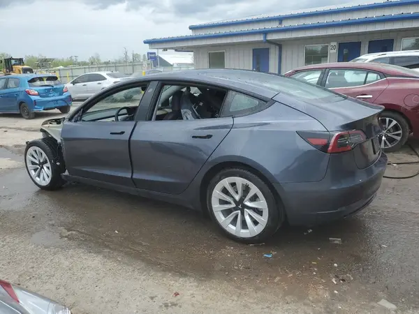 5YJ3E1EA2PF640826 2023 TESLA MODEL 3 - Image 2