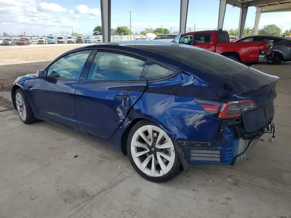 5YJ3E1EA2PF641118 2023 TESLA MODEL 3 - Image 2