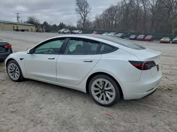 5YJ3E1EA2PF641927 2023 TESLA MODEL 3 - Image 2