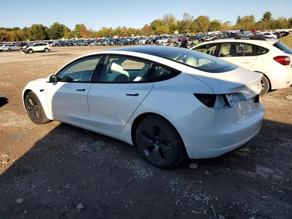 5YJ3E1EA2PF642186 2023 TESLA MODEL 3 - Image 2