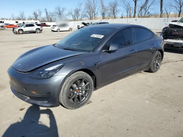 5YJ3E1EA2PF642348 2023 TESLA MODEL 3 - Image 1
