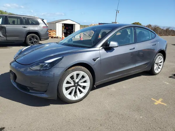 5YJ3E1EA2PF642575 2023 TESLA MODEL 3 - Image 1