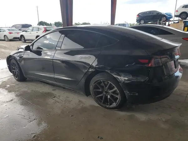 5YJ3E1EA2PF649476 2023 TESLA MODEL 3 - Image 2