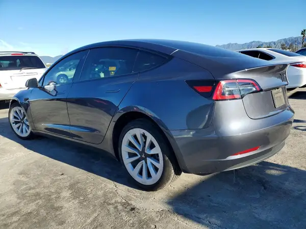 5YJ3E1EA2PF650837 2023 TESLA MODEL 3 - Image 2