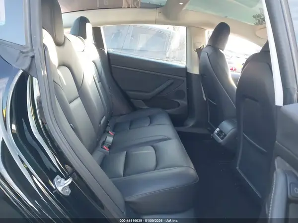 5YJ3E1EA2PF655844 2023 TESLA MODEL 3 - Image 8