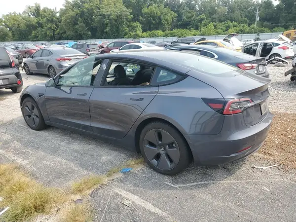 5YJ3E1EA2PF657173 2023 TESLA MODEL 3 - Image 2