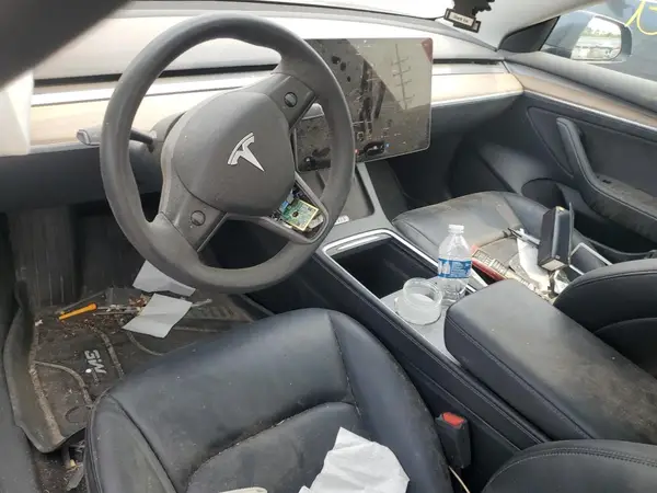 5YJ3E1EA2PF657173 2023 TESLA MODEL 3 - Image 8