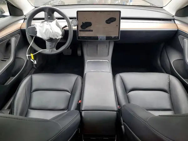 5YJ3E1EA2PF657772 2023 TESLA MODEL 3 - Image 8