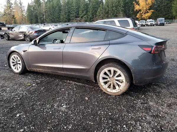 5YJ3E1EA2PF669047 2023 TESLA MODEL 3 - Image 2