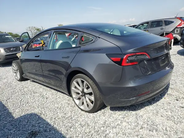 5YJ3E1EA2PF671364 2023 TESLA MODEL 3 - Image 2