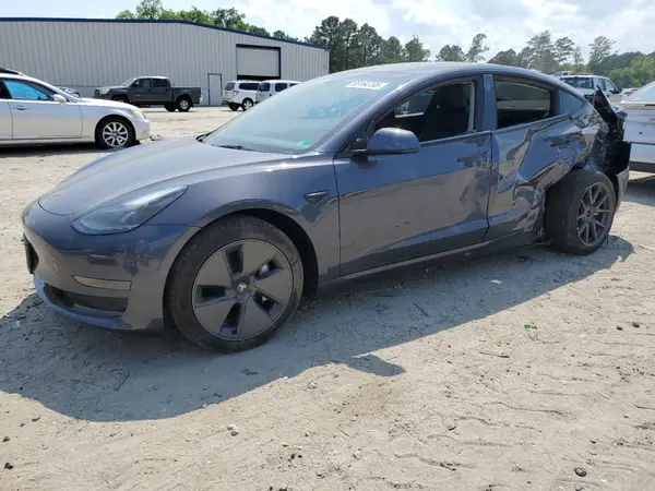 5YJ3E1EA2PF674765 2023 TESLA MODEL 3 - Image 1