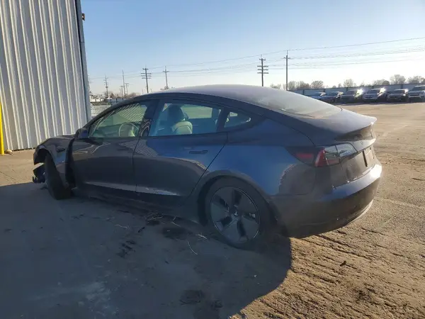 5YJ3E1EA2PF676287 2023 TESLA MODEL 3 - Image 2
