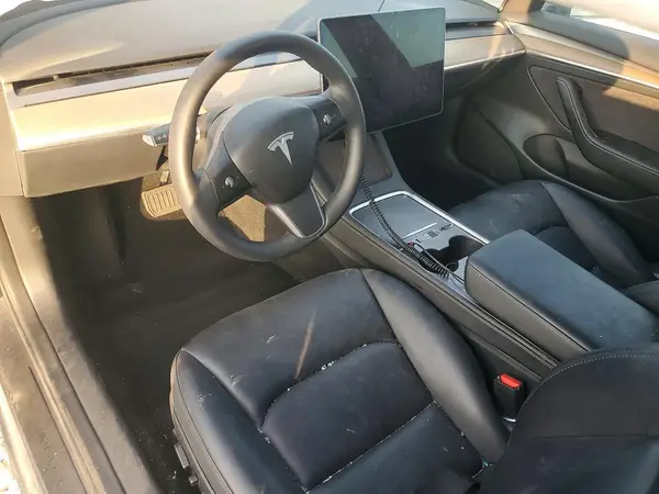 5YJ3E1EA2PF676712 2023 TESLA MODEL 3 - Image 8