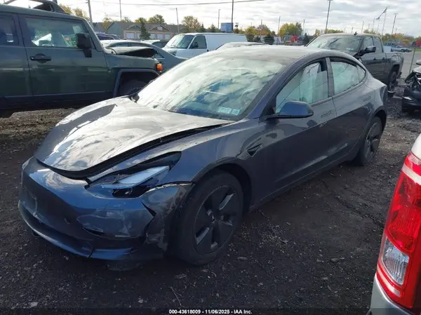 5YJ3E1EA2PF679061 2023 TESLA MODEL 3 - Image 2