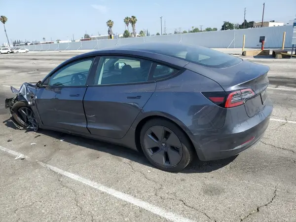 5YJ3E1EA2PF680355 2023 TESLA MODEL 3 - Image 2