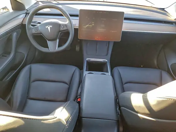 5YJ3E1EA2PF682901 2023 TESLA MODEL 3 - Image 8