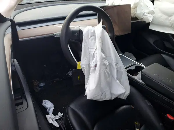 5YJ3E1EA2PF684759 2023 TESLA MODEL 3 - Image 8