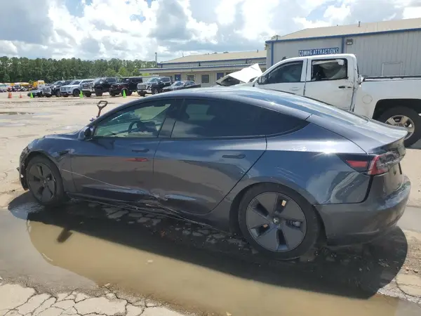5YJ3E1EA2PF685684 2023 TESLA MODEL 3 - Image 2