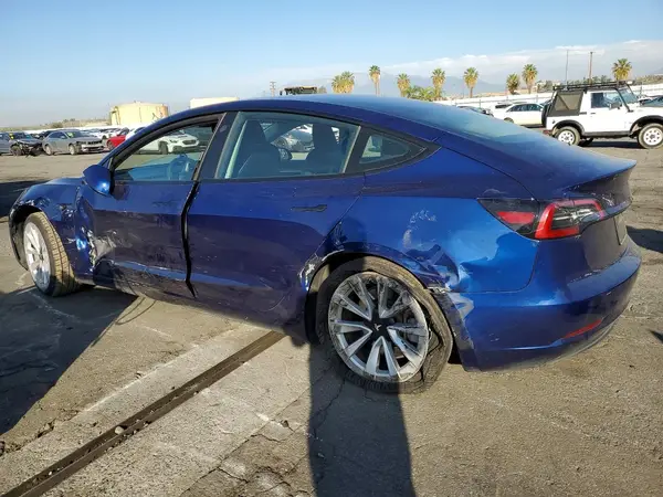 5YJ3E1EA2PF685801 2023 TESLA MODEL 3 - Image 2