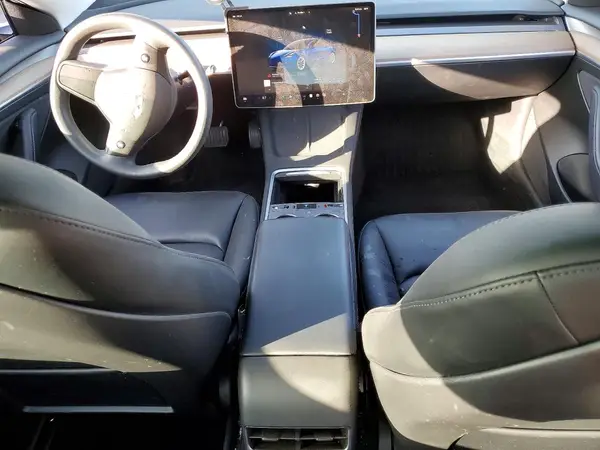 5YJ3E1EA2PF685801 2023 TESLA MODEL 3 - Image 8