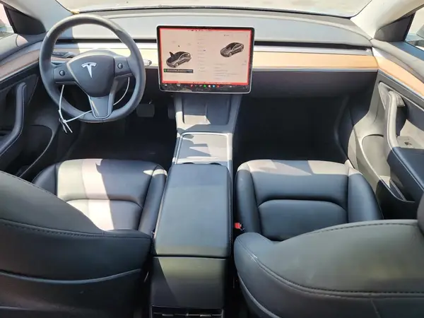 5YJ3E1EA2PF692859 2023 TESLA MODEL 3 - Image 8