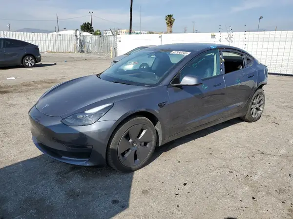 5YJ3E1EA2PF694773 2023 TESLA MODEL 3 - Image 1