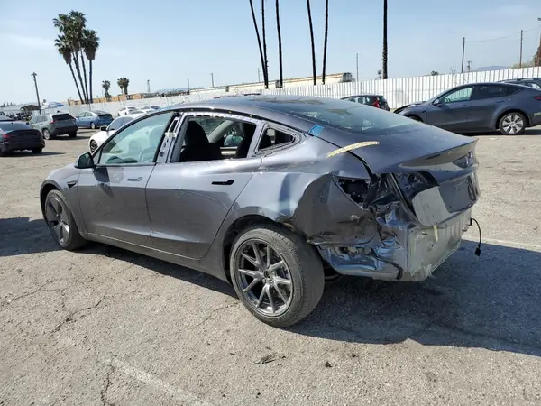 5YJ3E1EA2PF694773 2023 TESLA MODEL 3 - Image 2