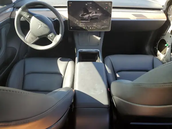 5YJ3E1EA2PF695664 2023 TESLA MODEL 3 - Image 8